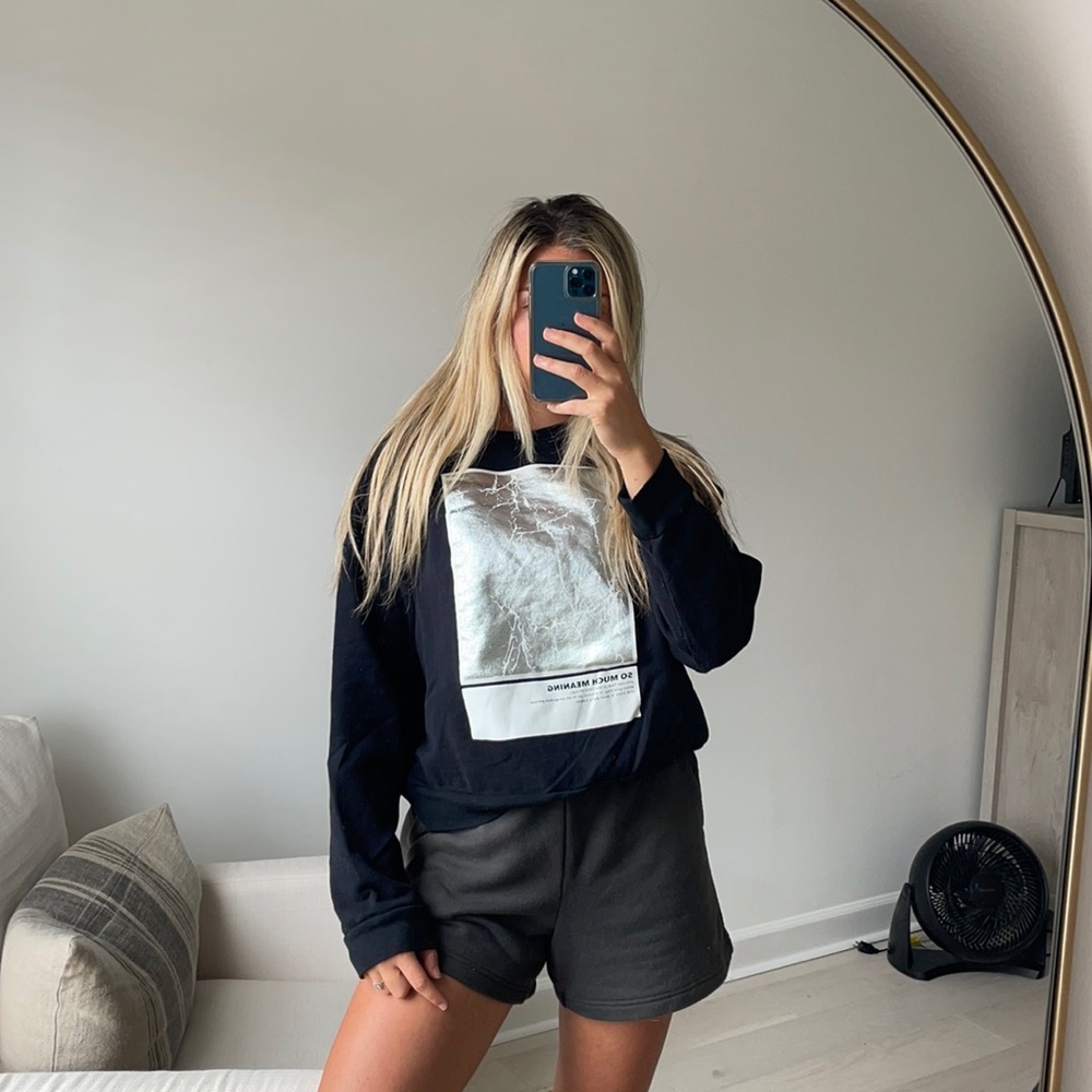 Zara crewneck sweatshirt